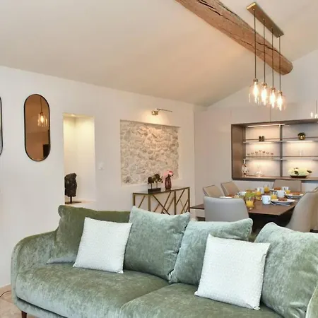 ヴィラ Picasso By The Sea Luxurious Design House Sea View Old For 6 アンティーブ